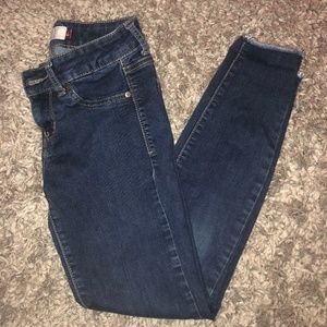 🌸Dark Wash Capris